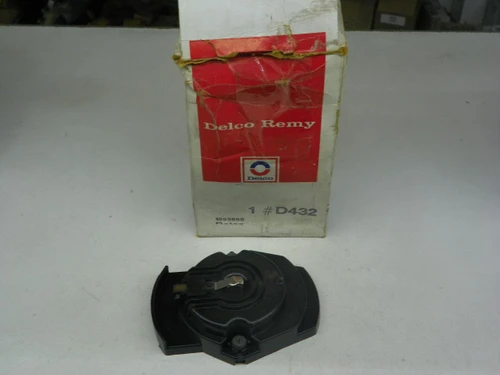 Delco Remy D432 Distributor Rotor NOS for vintage auto restoration - Image 1