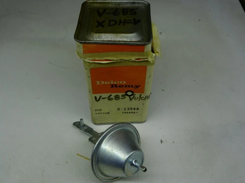 Delco Remy D-1354A 1968861 Vacuum Advance for 1968-1970 Chevrolet Small Block restoration. - Image 1