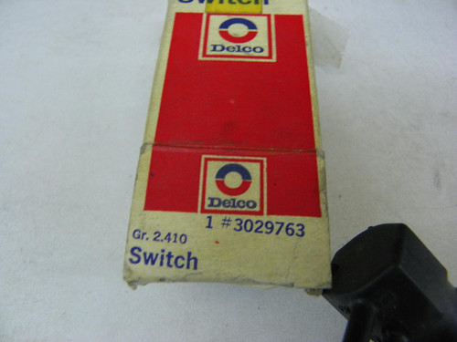 Delco 3029763 Thermal Vacuum Control Switch for 1968-1974 Buick Pontiac V8 restoration. - Image 2