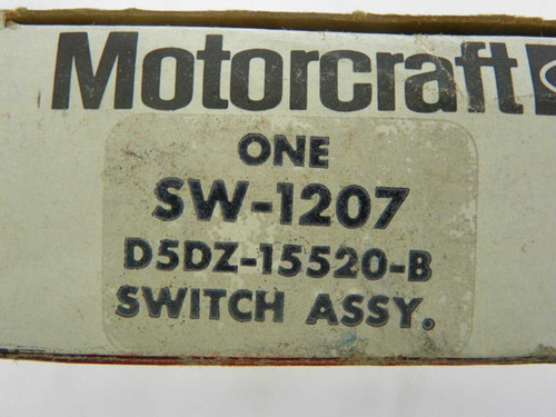 Motorcraft SW-1207 / D4AZ-15520-B Backup Switch (Ford/Mercury Manual Trans 1974-1977)