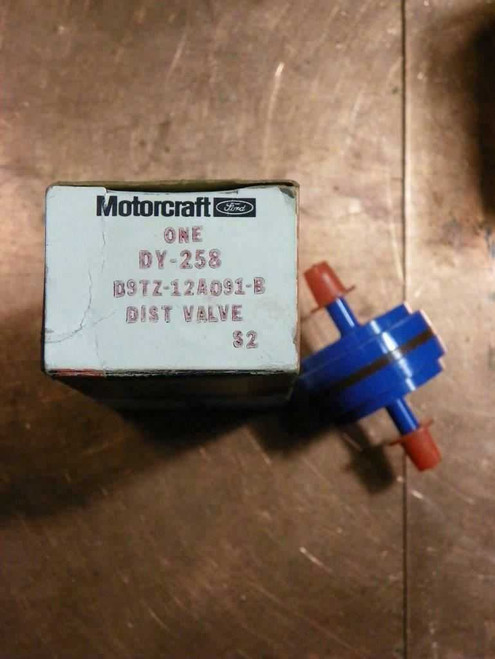Ford Mercury 1979 1980 NOS OEM Motorcraft Spark Delay Valve DY258 D9TE. Shop vintage car parts at ocpnw.com! Ford Mercury 1979 1980 NOS OEM Motorcraft Spark Delay Valve DY258 D9TE. Shop vintage car parts at ocpnw.com!