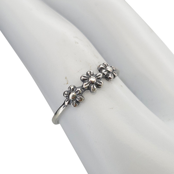 Sterling Silver Flower Design Ring