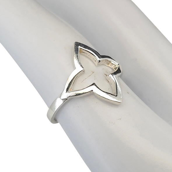 Four Petal Flower Motif Sterling Silver Ring