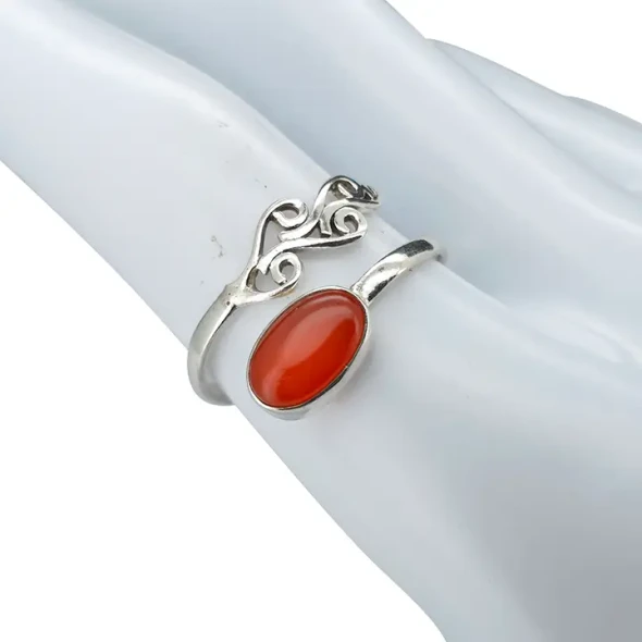 Red Onyx Leaf Design Sterling Silver Ring