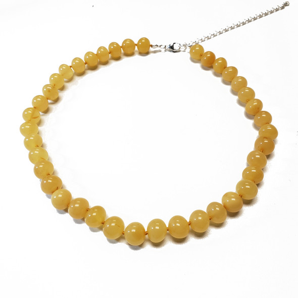 Antique Amber Beaded Necklace 15"