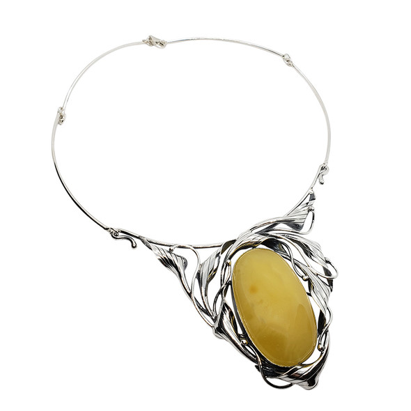 Handmade Butterscotch Amber Antique Design Silver Necklace