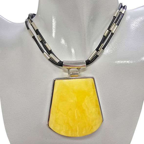 Designer Aleksander Gliwinski Amber Necklace (N-BT-4577)
