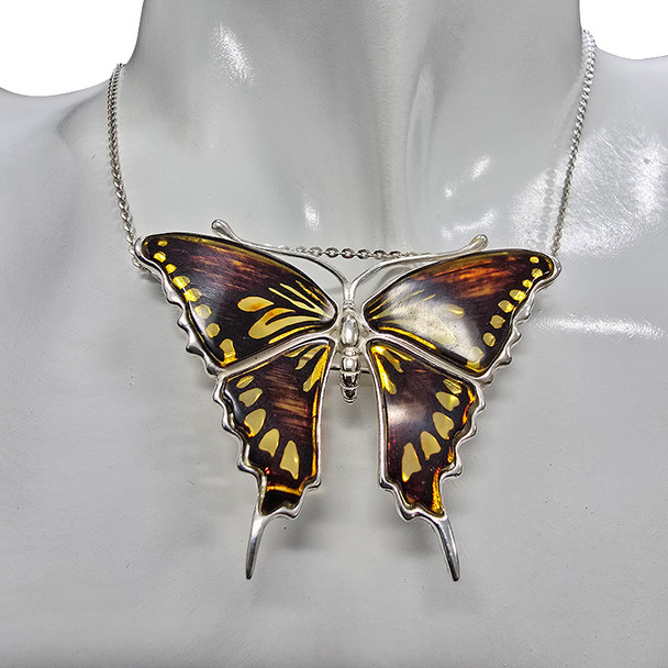 Butterfly Amber Cameo / Intaglio Pin / Brooch