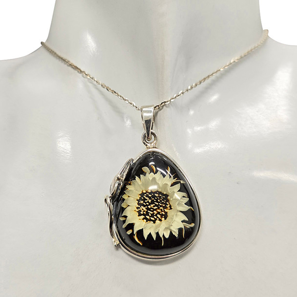 Sunflower Cameo Amber Sterling Silver Pendant