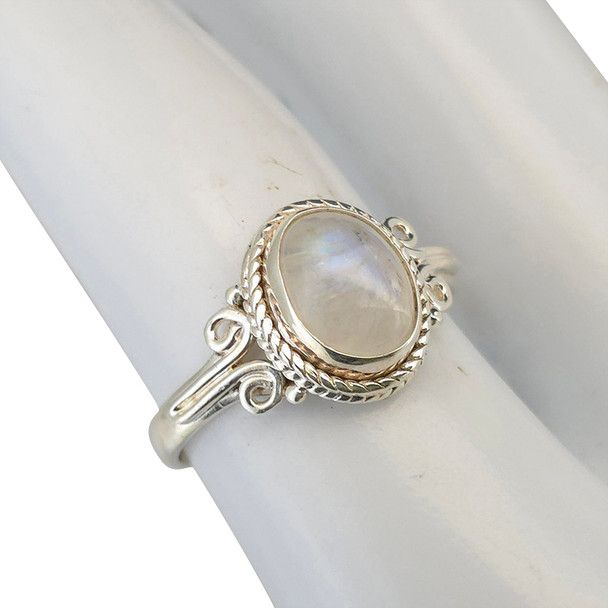 Vintage Moonstone Sterling Silver Ring