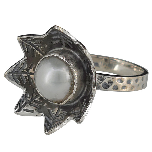 Pearl Silver Water Lily Flower Ring