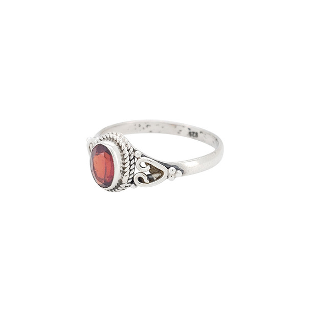 Elegant Faceted Garnet Oval Sterling Silver Ring