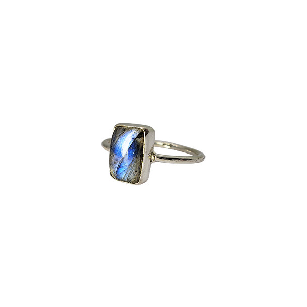 Labradorite Sterling Silver Ring (R-LB-4845)