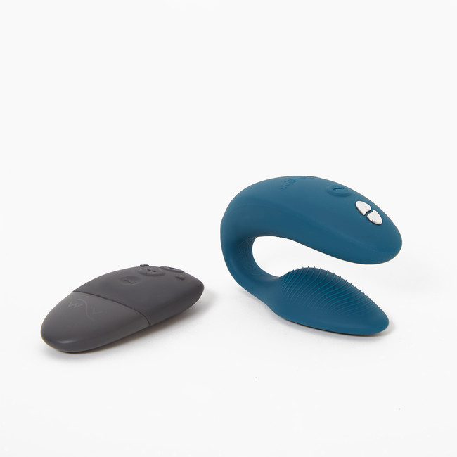 We-Vibe Sync 2 Couples Vibrator Green Velvet with Remote