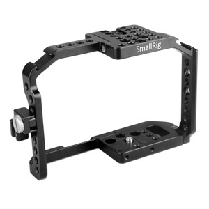 https://d3d71ba2asa5oz.cloudfront.net/12031759/images/smallrig-form-fitting-cage-for-panasonic-g7-1779%20(1).jpg