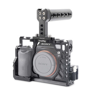 http://www.smallrig.com/product_images/s/888/SmallRig_Camera_Accessory_Kit_for_Sony_A7_A7S_A7R_2010-4__05332.jpg http://www.smallrig.com/product_images/s/888/SmallRig_Camera_Accessory_Kit_for_Sony_A7_A7S_A7R_2010-4__05332.jpg