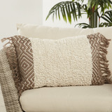 Jaipur Living Isko-Lawson ISK02 Cream Indoor/Outdoor Pillow