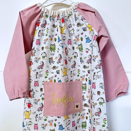 Bata Escolar Personalizada Elástico – Diseña tu Combinación – Colección Aventuras