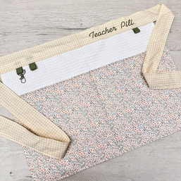 Mandil Maestra y Educadora Infantil Personalizado - Talla Única