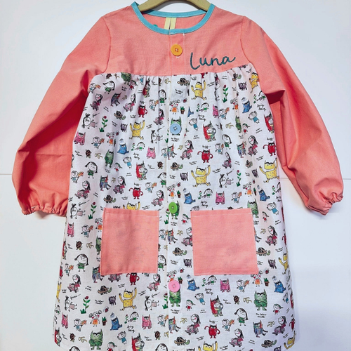 Bata Escolar Personalizada - modelo Monstruo de colores - más colores