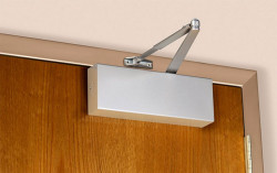 9500M 689 RH Norton Surface Closers