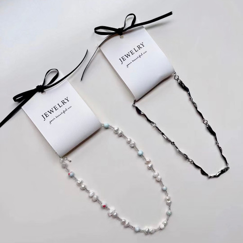 All in One cloth card. Multi-use for hanging necklaces