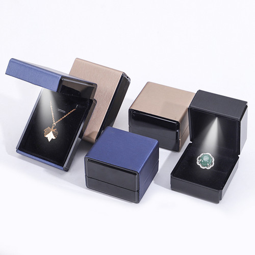 Luxury Brushed Leather LED Jewelry Box for Ring Black