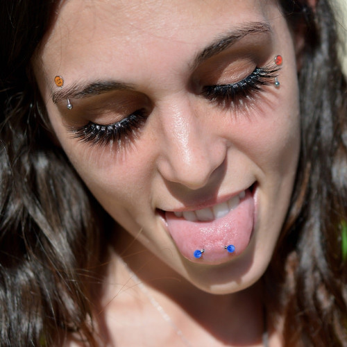 16G Glow In Dark Ball Curved Barbell Snake Eyes Tongue Piercing Jewelry