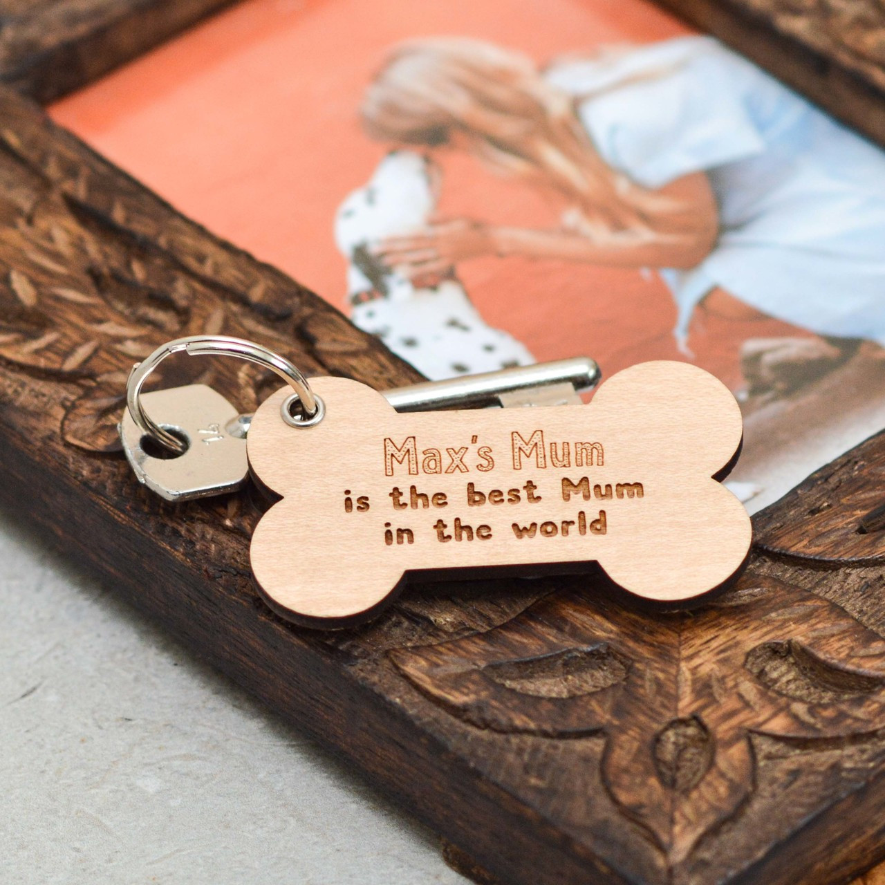 Personalised Apple Keyring - The Crafty Giraffe