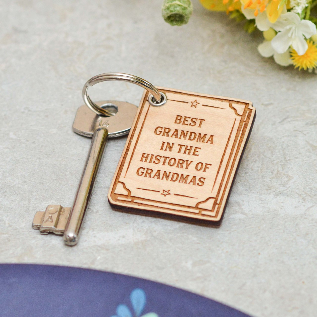 Personalised Apple Keyring - The Crafty Giraffe