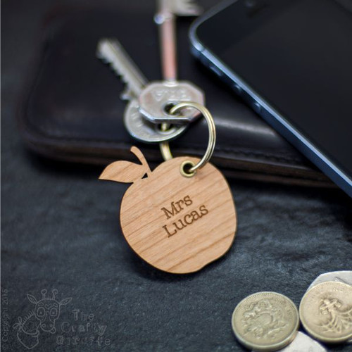 Personalised Apple Keyring - The Crafty Giraffe