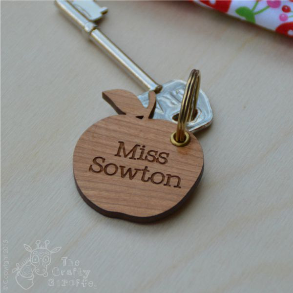 Personalised Apple Keyring - The Crafty Giraffe