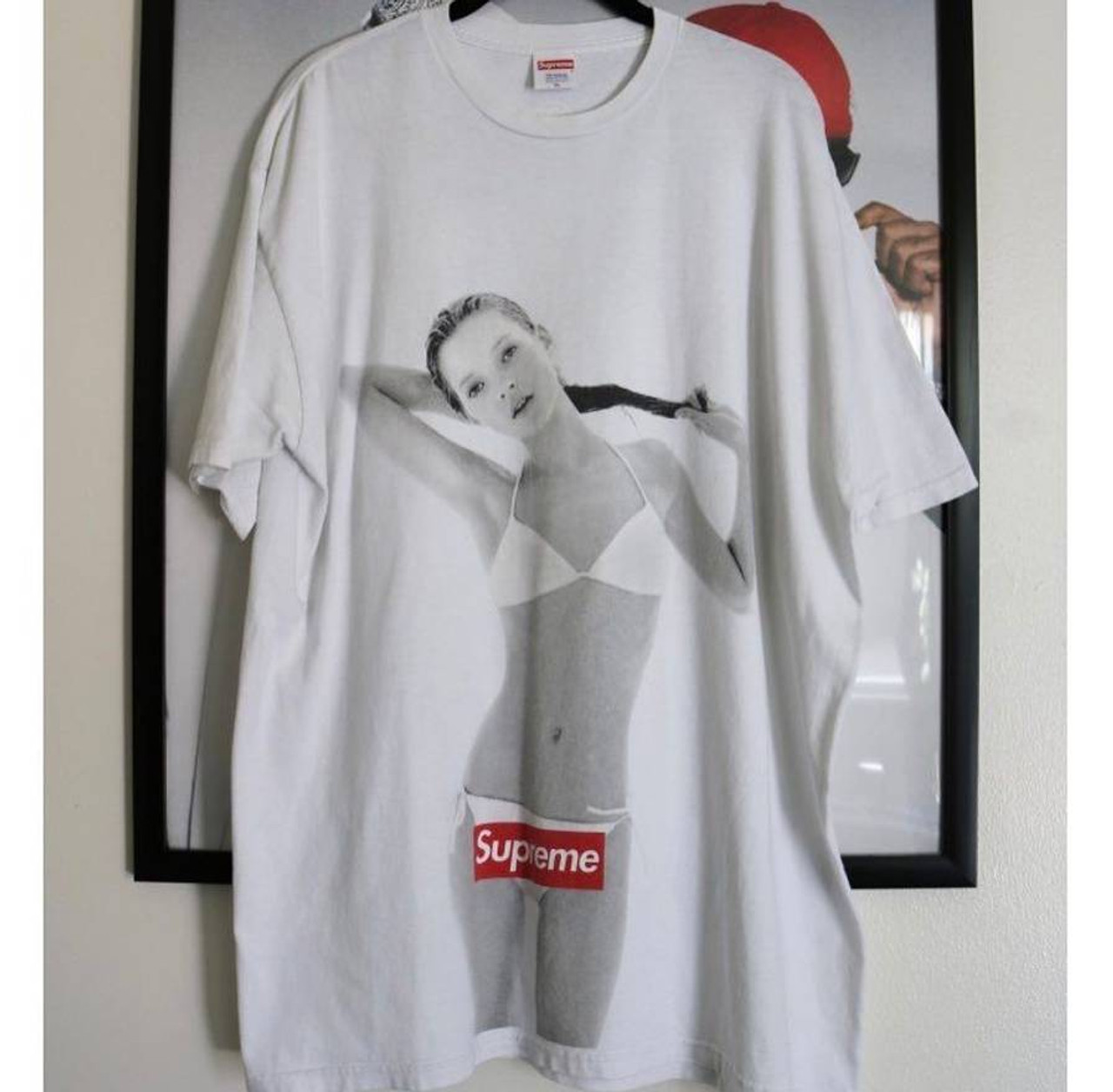 SUPREME, SUPREME GEAR, SUPREME NY, KATE MOSS SUPREME SHIRT