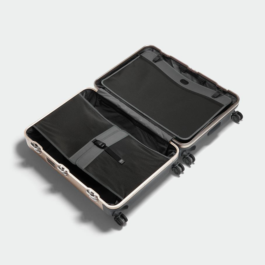 Pursuit - Aluminium Large Travel Case (Bronze)