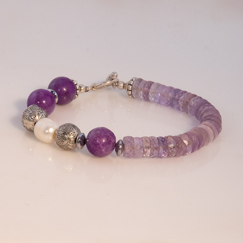 Show Item 40  - Phosphosiderite, Pearl And Amethyst Strong And Beautiful Bracelet.  Size small.
