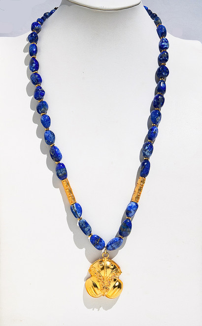 Live Show JL18. The Golden Frog Necklace