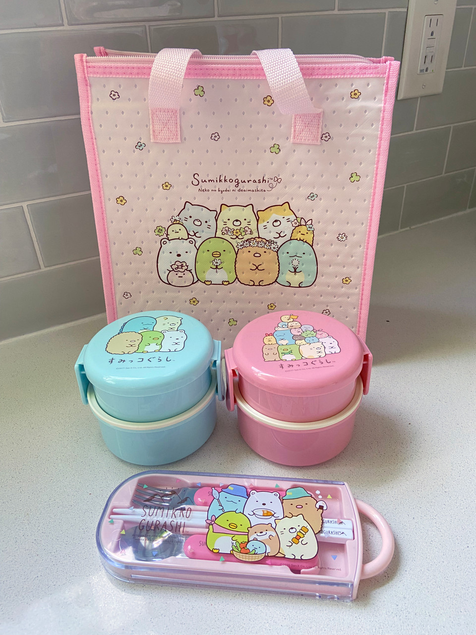 https://cdn11.bigcommerce.com/s-ygopcimc/images/stencil/1280x1280/products/930/7974/SK-SG-4212_Sumikkogurashi_Round_Bento_Lunch_Box_16.91oz_500ml_BL_03__29581.1657925409.jpg?c=2?imbypass=on