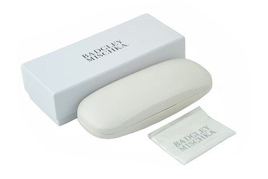 Included Packaging, Hard Case, and Cleaning Cloth