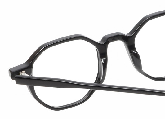 Close Up View of Reptile Softshell Unisex Octagonal Designer Reading Glasses in Gloss Black 45 mm
