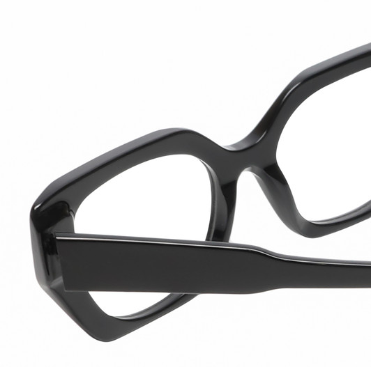 Close Up View of Reptile Cryptodira Women Butterfly Designer Reading Glasses in Gloss Black 55 mm