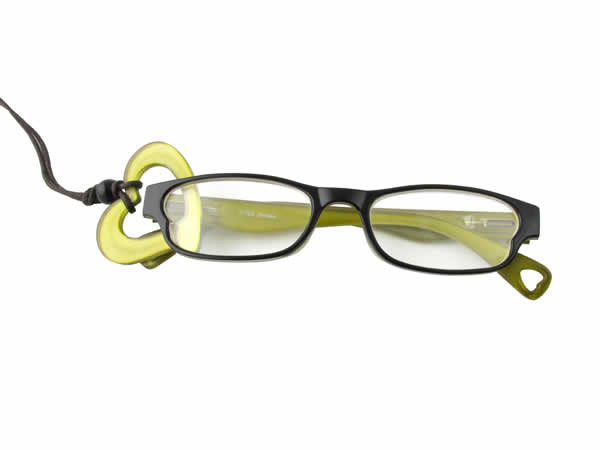 Calabria 755 Reading Glasses Includes Matching Heart Necklace