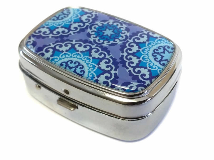 Elite Light Up Portable Pill Box in Style 4