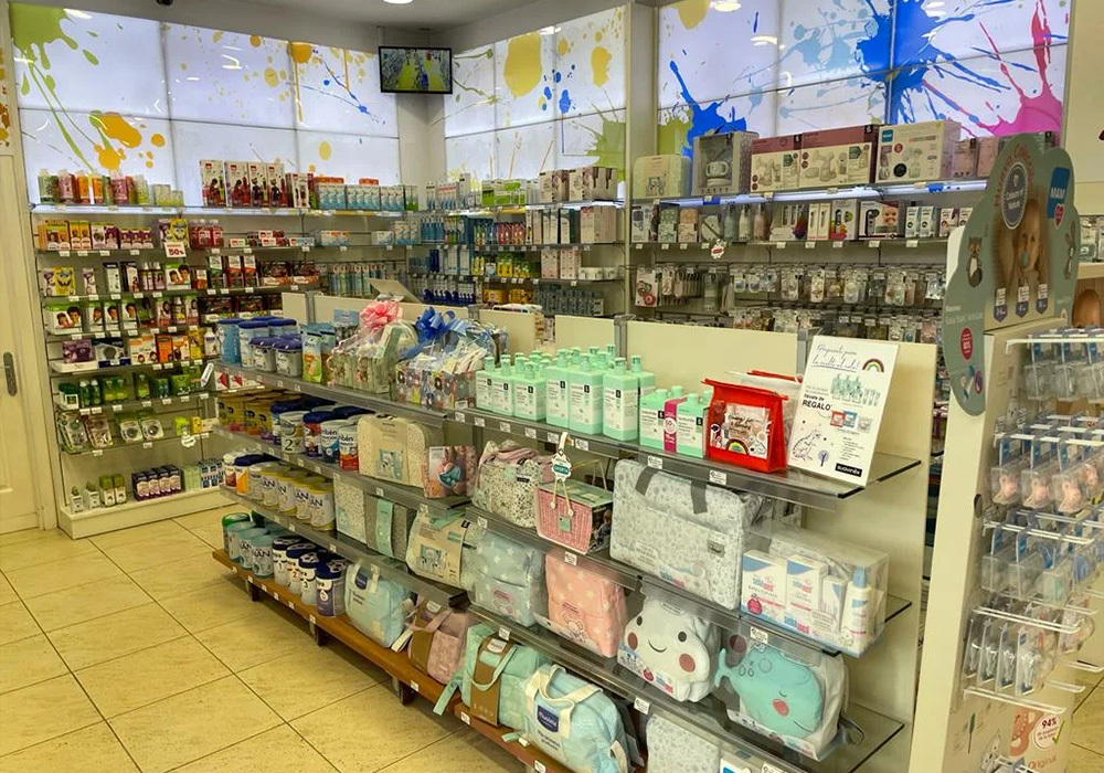 Interior de la Farmacia 7 Palmas en Las Palmas de Gran Canaria