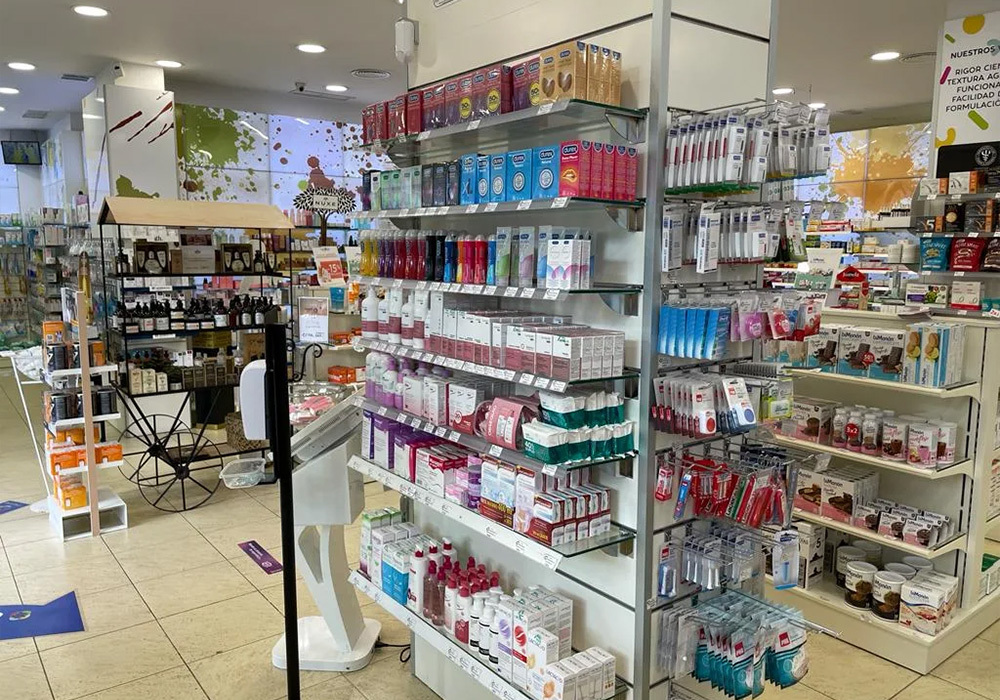 Interior de la Farmacia 7 Palmas en Las Palmas de Gran Canaria