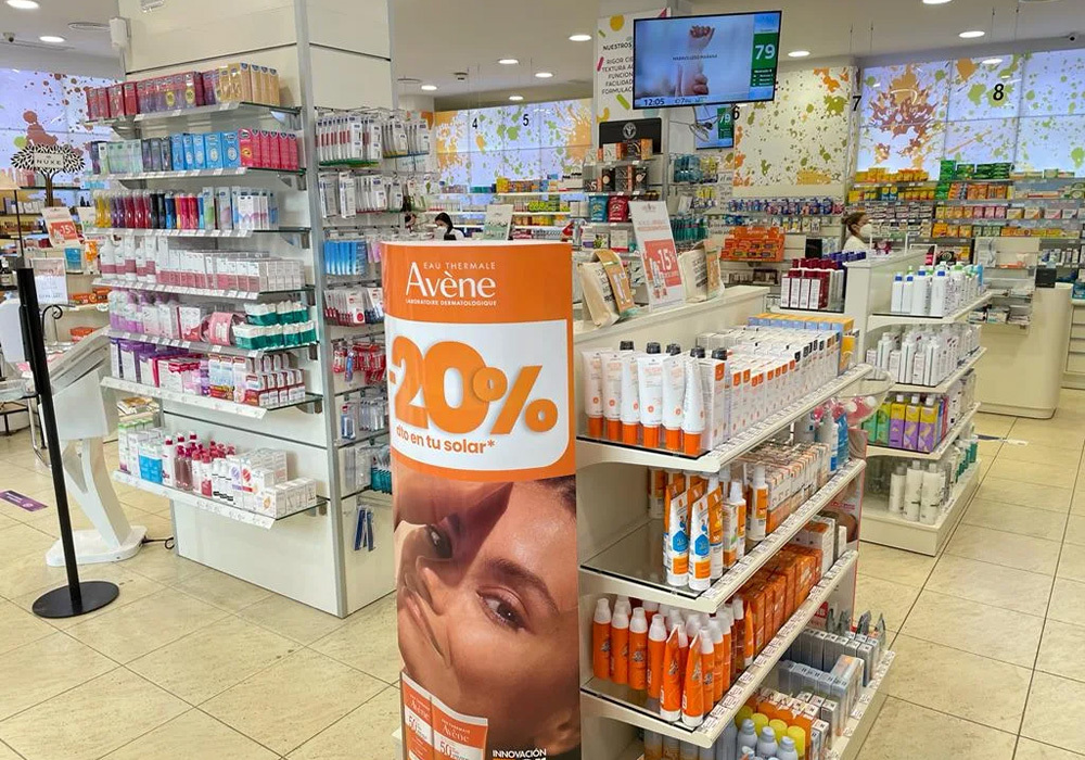 Interior de la Farmacia 7 Palmas en Las Palmas de Gran Canaria