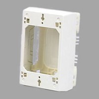 NM3 SWITCH OR OUTLET BOX (DEEP)