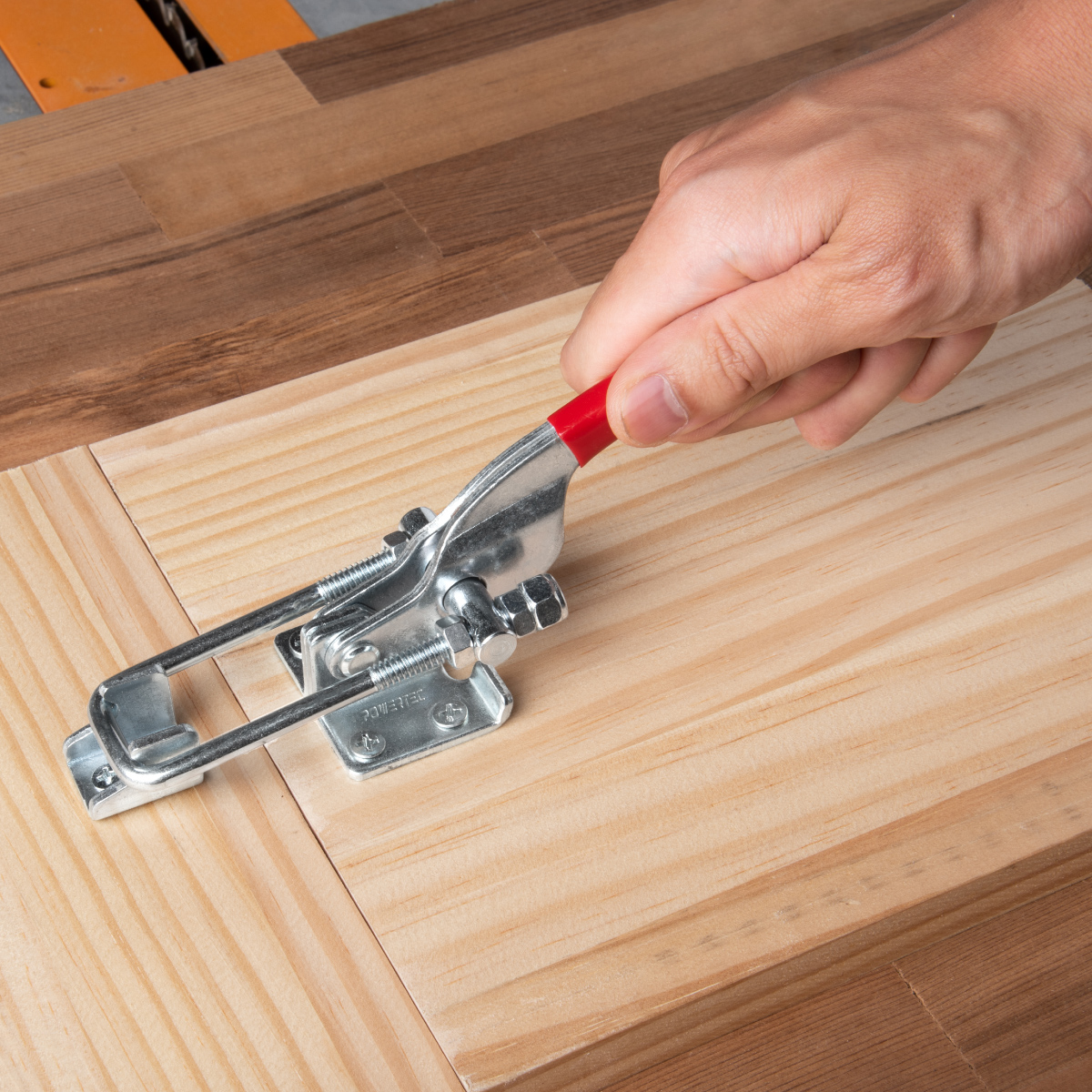 Latch-Action Toggle Clamp, 700 lbs Capacity | POWERTEC - Amazon