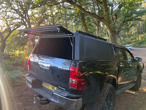 Nissan Navara Heavy Duty Rear Canopy Hardtop Double Cab NP300 2016+ Metal Black Nissan Navara Heavy Duty Rear Canopy Hardtop Double Cab NP300 2016+ Metal Black