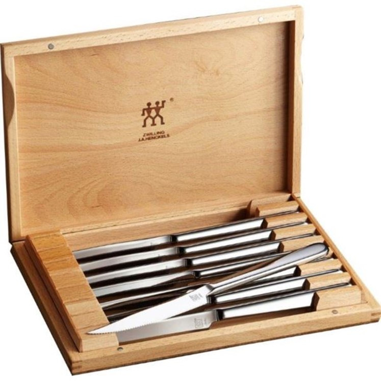 JA HENCKELS ZWILLING 8-PIECE STEAK KNIFE SET.