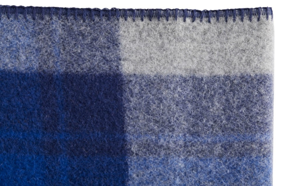 FARIBAULT WOOLEN MILL CO. ® PLAID WOOL BLANKET